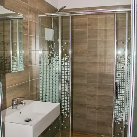 Golden Hotel 4*