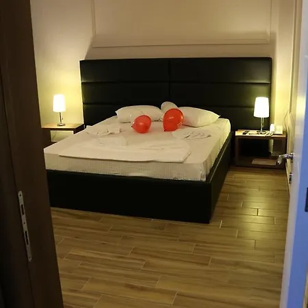 Hotel Golden 4*