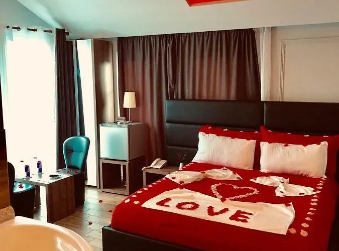 Golden Ξενοδοχείο 4*