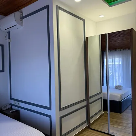Hotel Golden