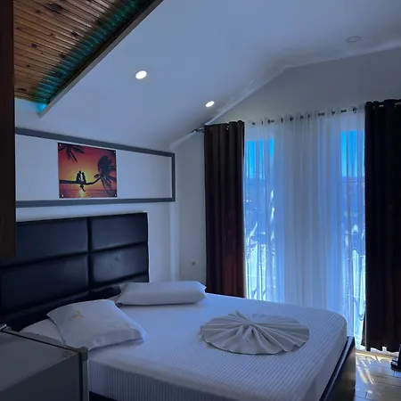 Hotel Golden