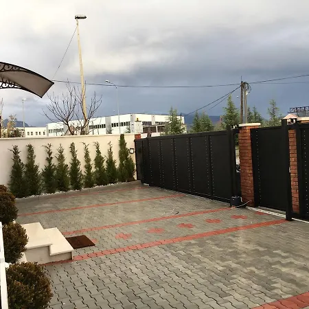 Golden Hotel Szkodra