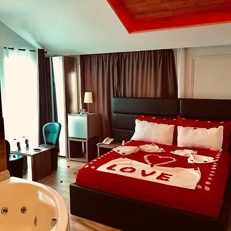 Golden Hotel 4*